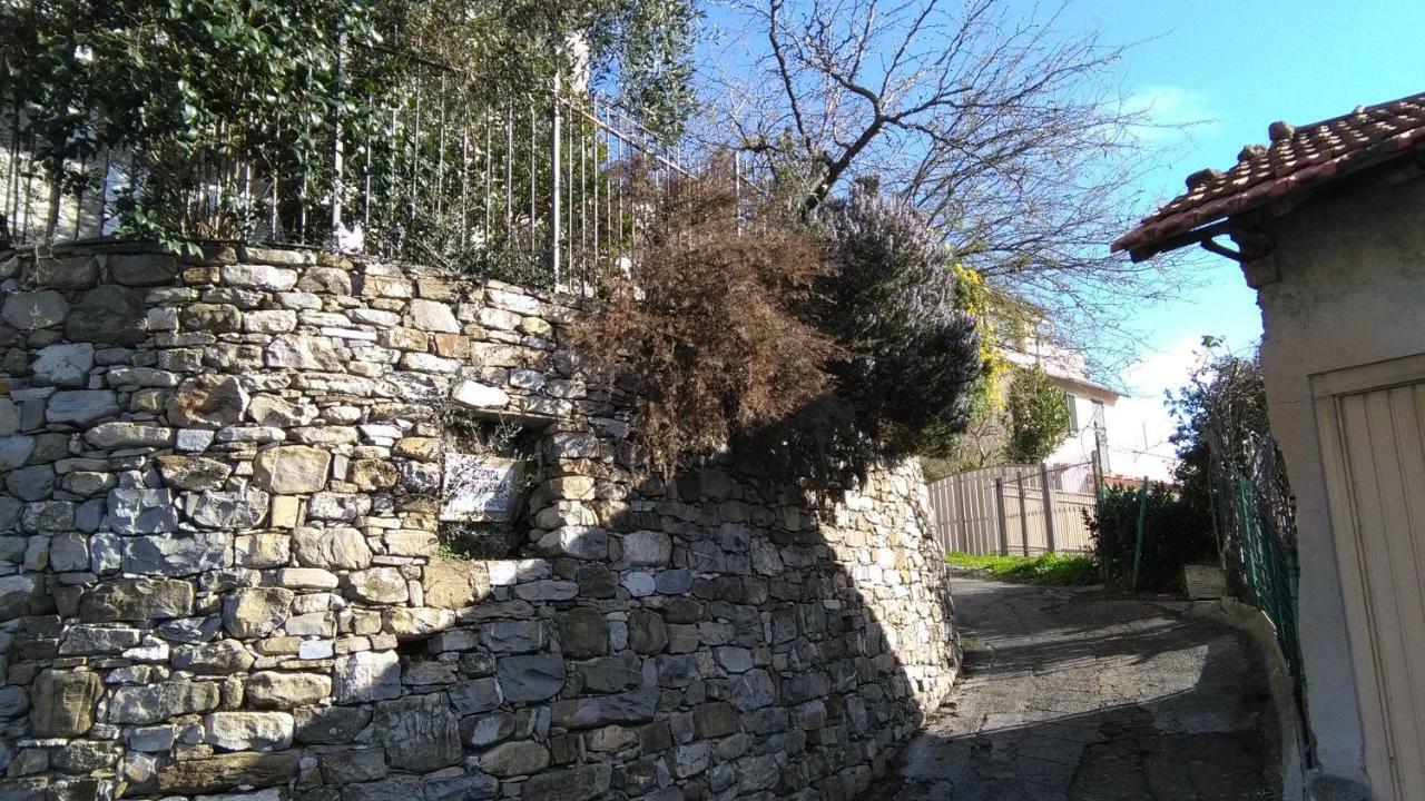 Alloggio Basilico Diano San Pietro Екстер'єр фото